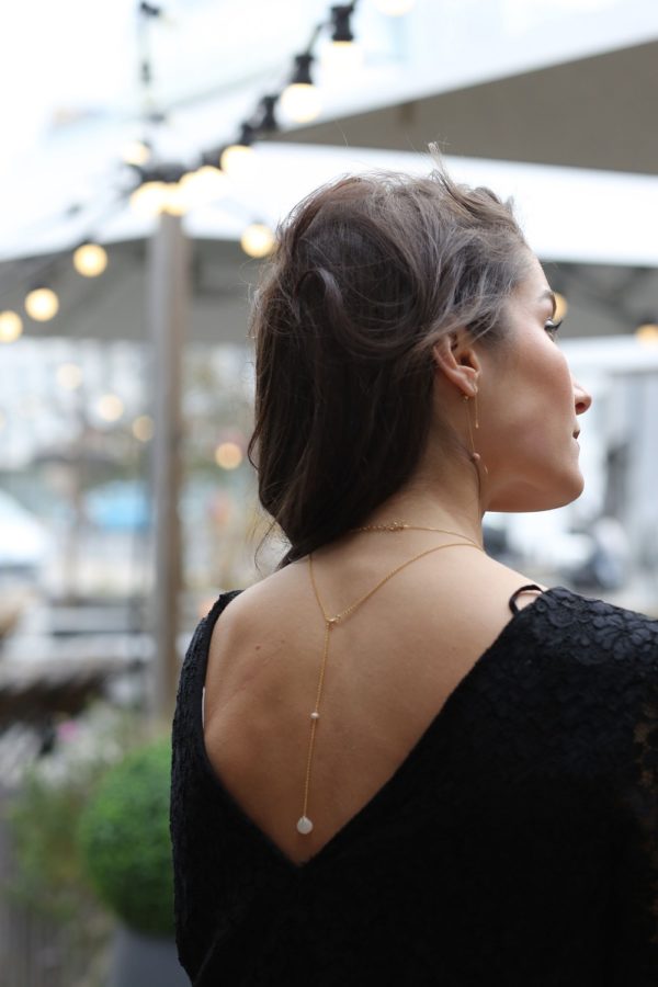 la-petite-plagiste-collier-de-dos-plaqué-or-palourde-nacre-blanche